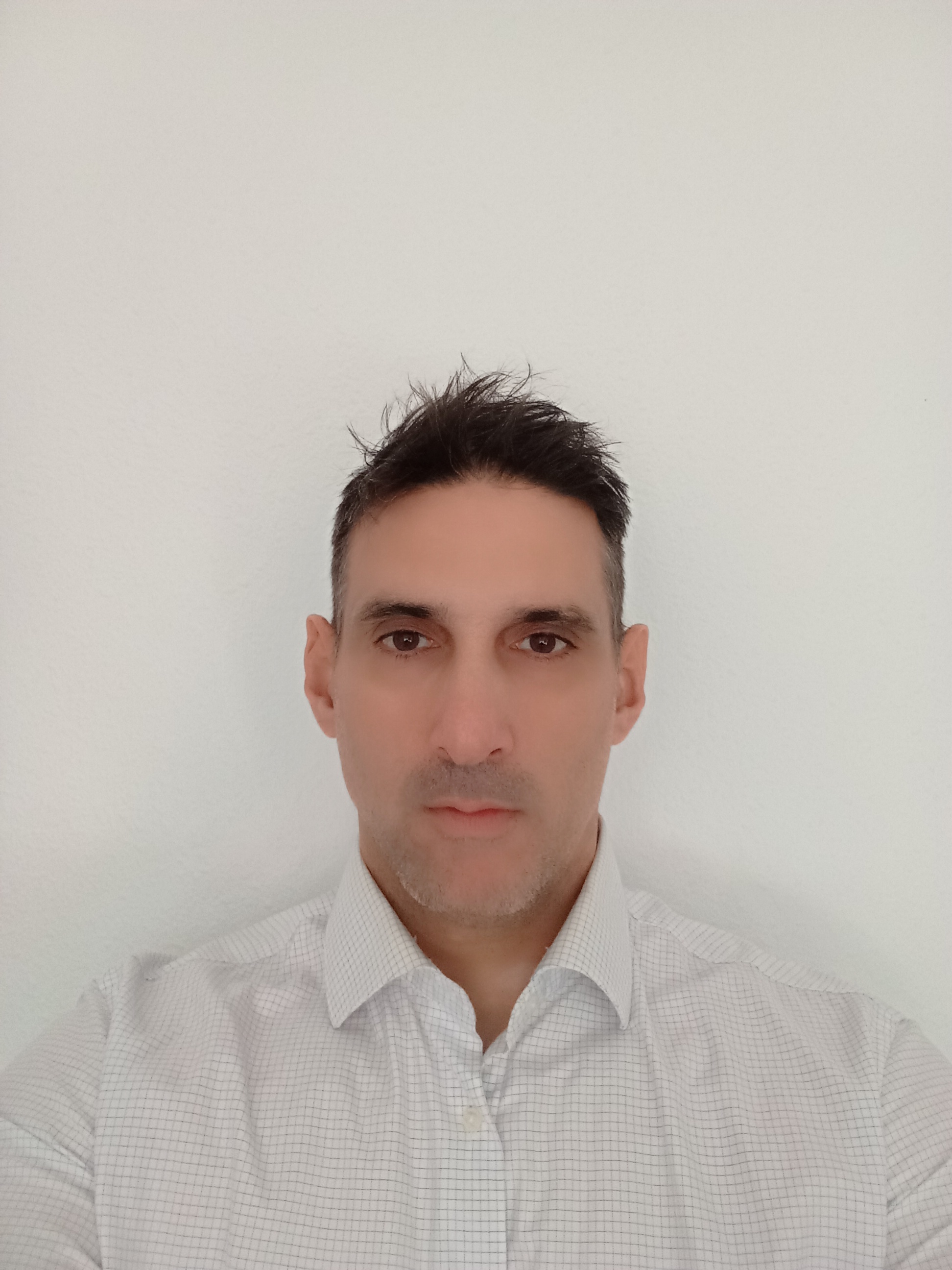 Frank Fernandez